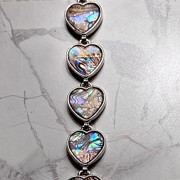 Shell Bracelet - Picture 2 of 4